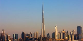 In die Vereinigten Arabischen Emirate auswandern